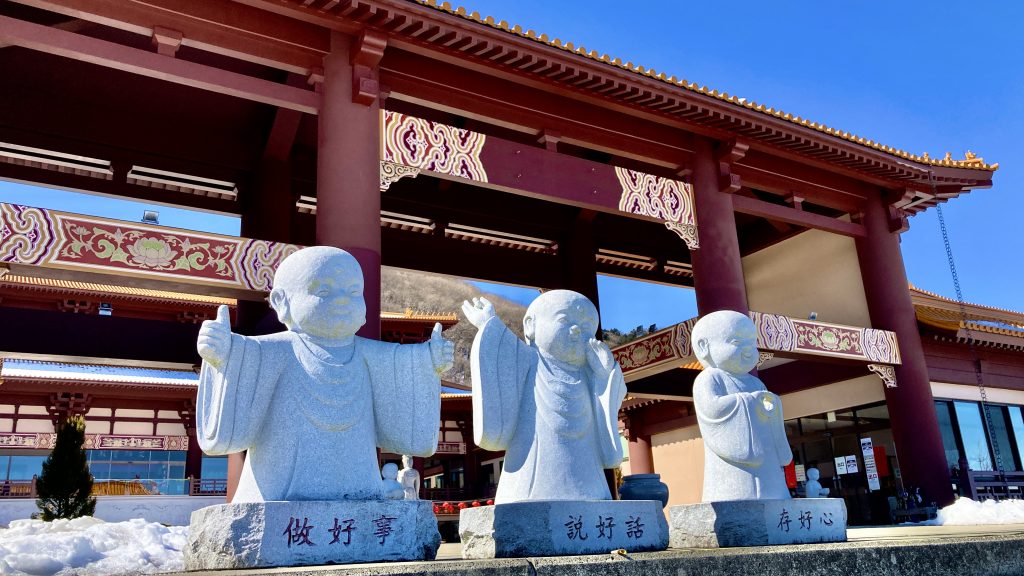 Little monk statues welcome you to Bukkosan Hosuiji Temple